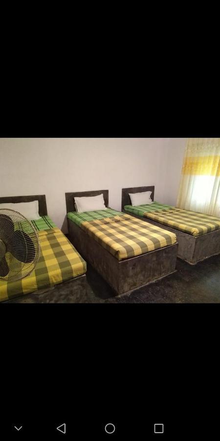 Sinharaja Hostel 114 Денияя Екстериор снимка