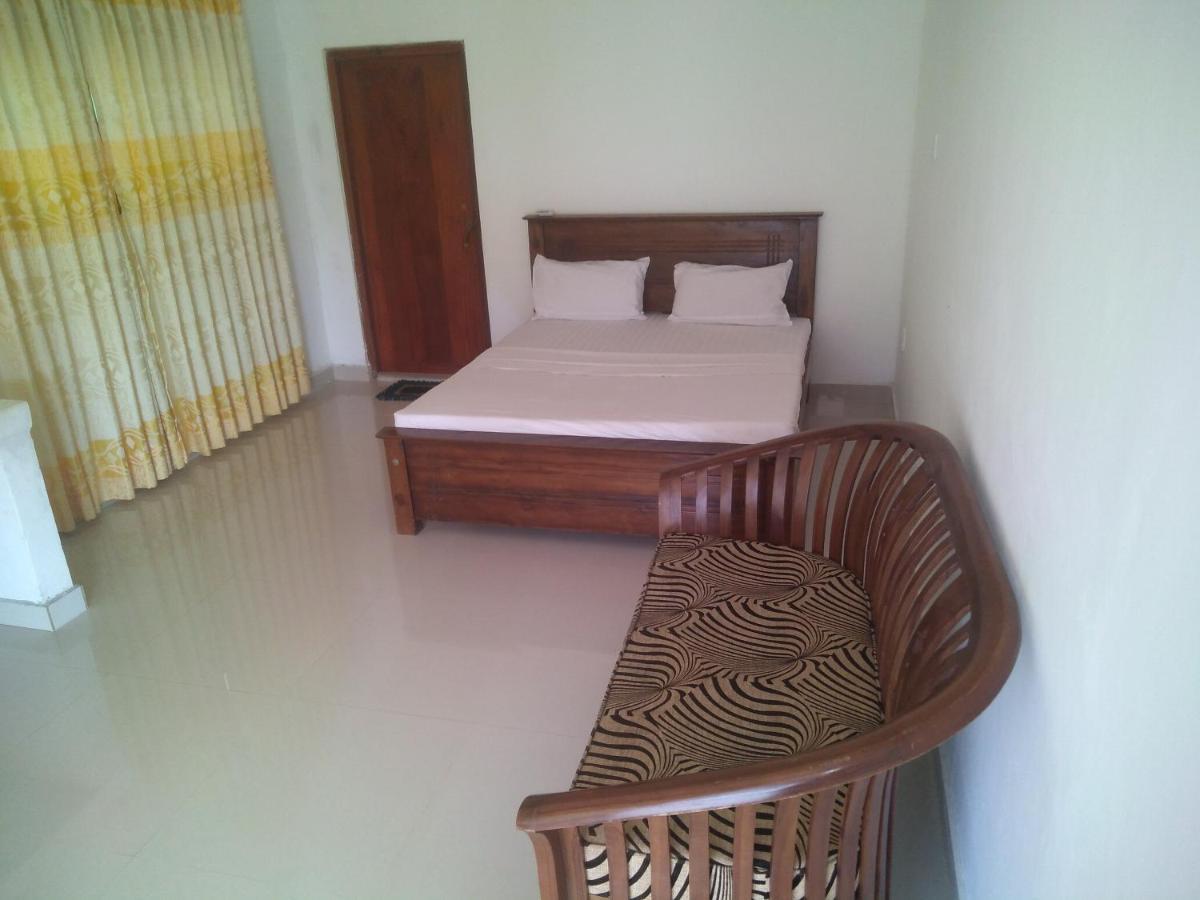 Sinharaja Hostel 114 Денияя Екстериор снимка