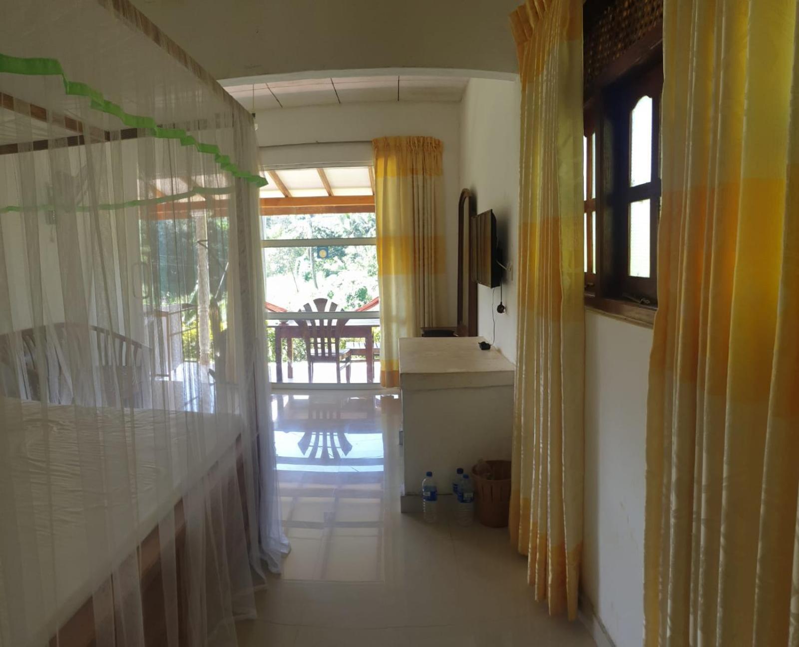 Sinharaja Hostel 114 Денияя Екстериор снимка