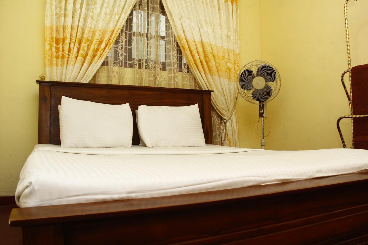 Sinharaja Hostel 114 Денияя Екстериор снимка